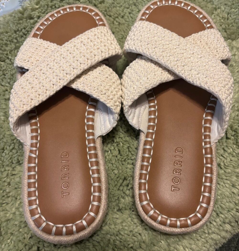 Torrid Cream Woven Crisscross Espadrille Sandals – Size 8WW